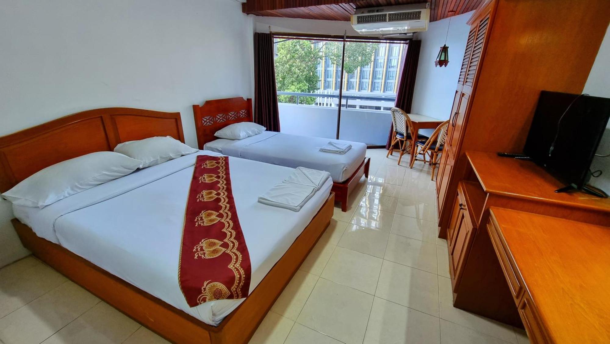 Arcadia Mansion Hotell Pattaya Eksteriør bilde